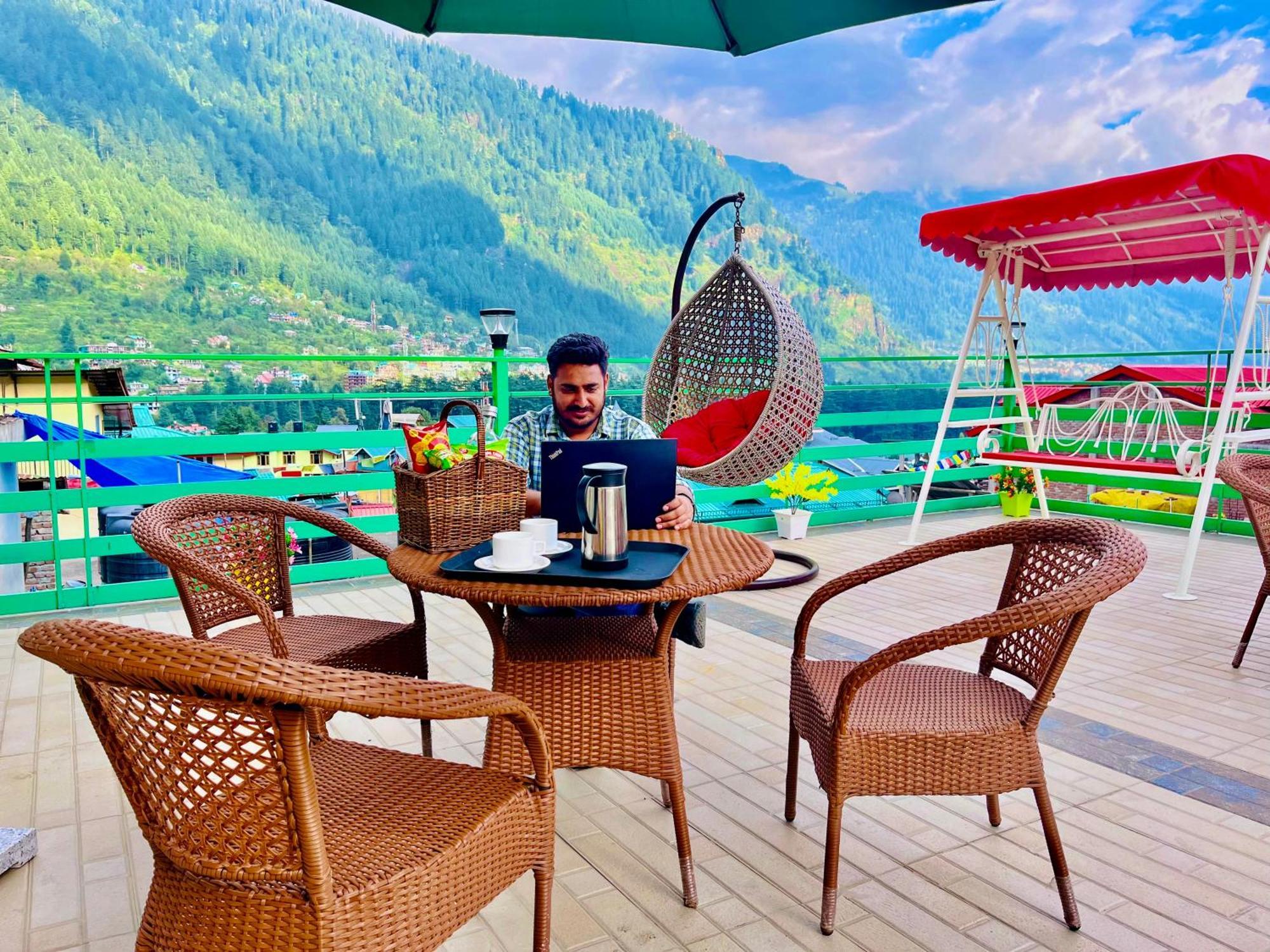 Tata Vista Resort Mall Road Manali - Centrally Heated & Air Cooled Экстерьер фото