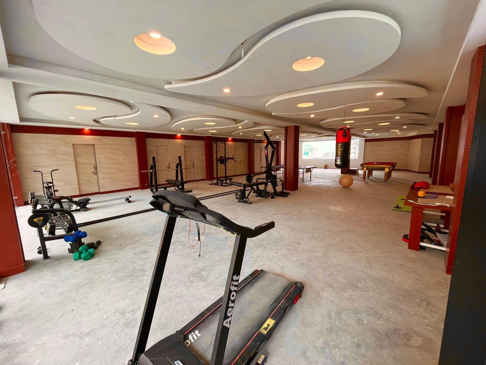 Tata Vista Resort Mall Road Manali - Centrally Heated & Air Cooled Экстерьер фото